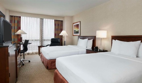 Hilton Chicago O'Hare Airport - image 24