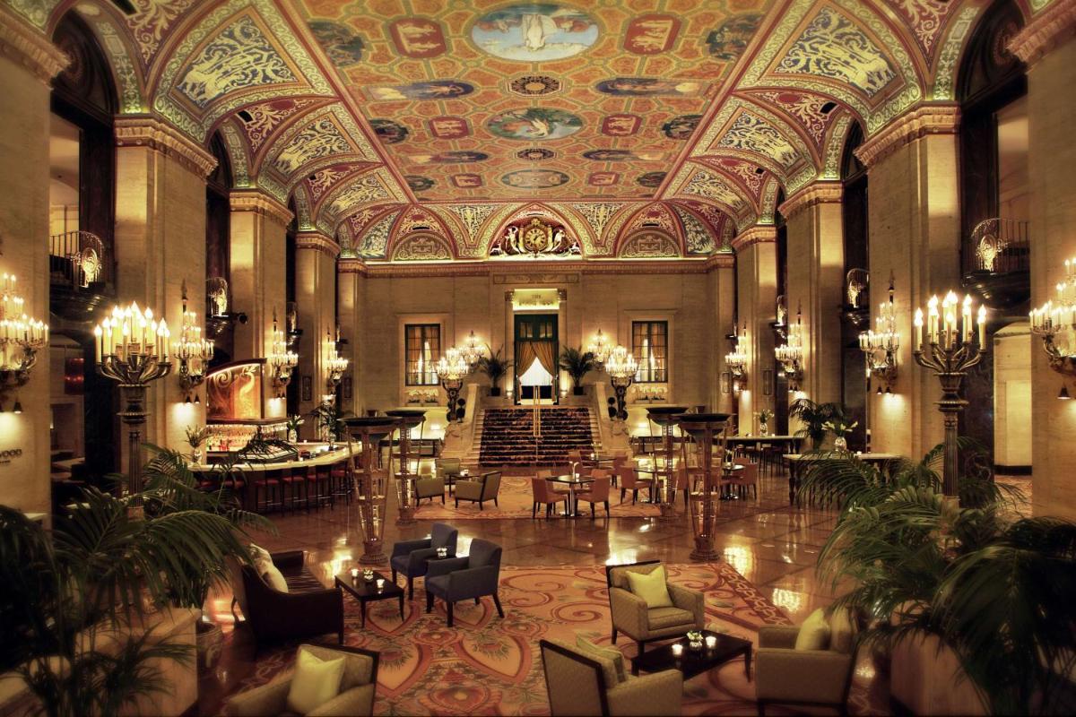 The Palmer House Hilton - image 2