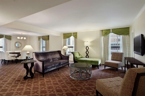 The Palmer House Hilton - image 40