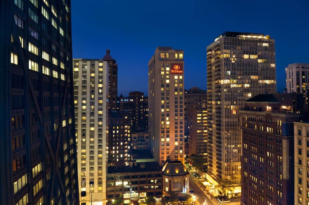 Hilton Chicago Magnificent Mile Suites - main image
