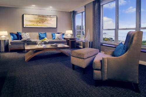 Hilton Chicago - image 22