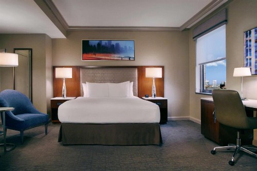 Hilton Chicago - image 35