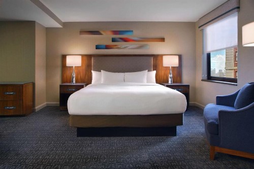 Hilton Chicago - image 39