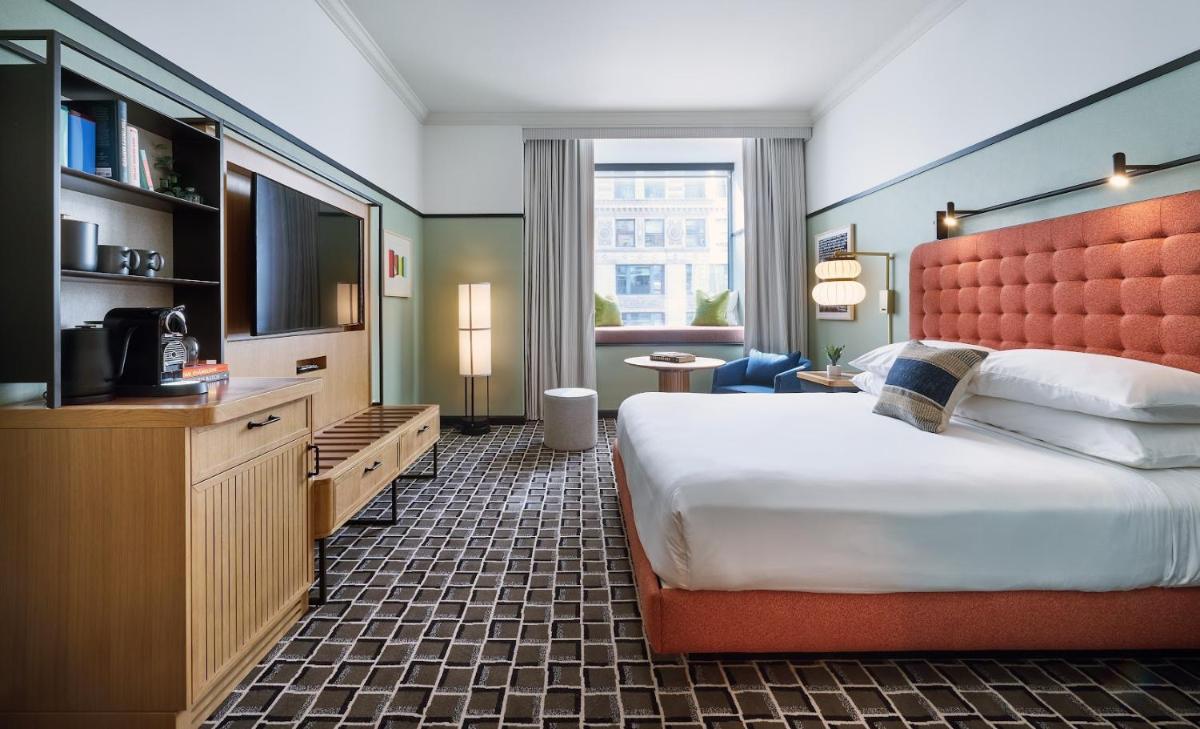 Kimpton Hotel Monaco Chicago an IHG Hotel - image 4