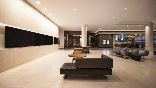 Hyatt Regency Chicago - image 29