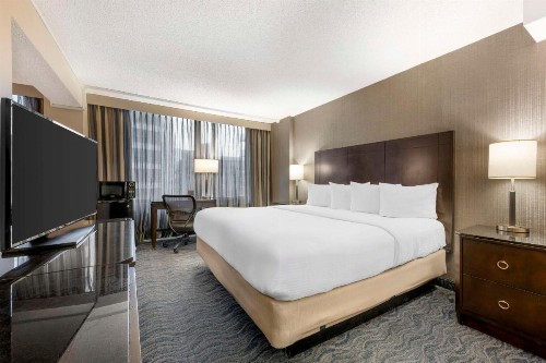 Best Western Grant Park Hotel - image 12
