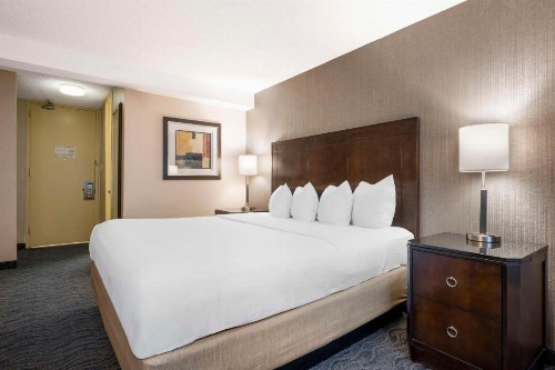 Best Western Grant Park Hotel - image 24