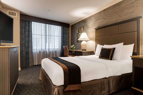 The Whitehall Hotel - image 11
