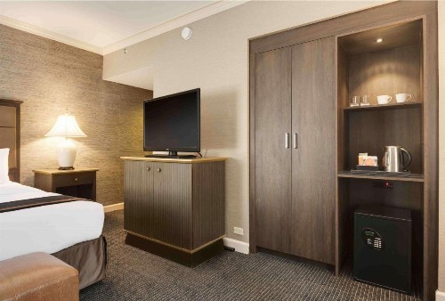 The Whitehall Hotel - image 7