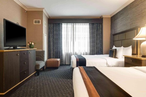 The Whitehall Hotel - image 9
