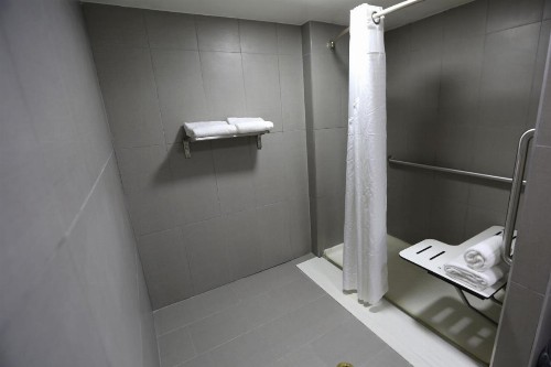 Holiday Inn O'Hare Area an IHG Hotel - image 34