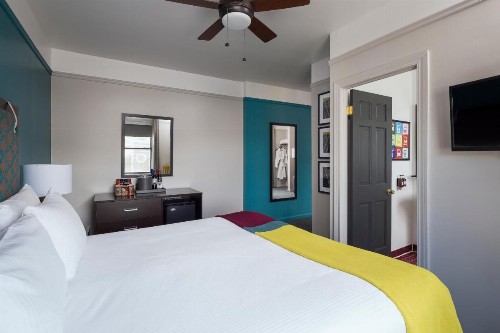 City Suites Hotel - image 22