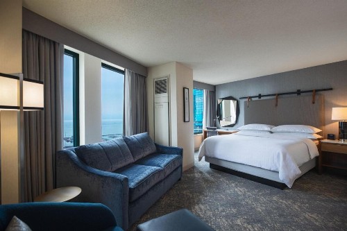 Sheraton Grand Chicago - image 27