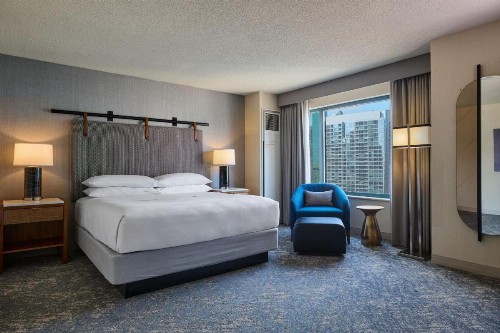 Sheraton Grand Chicago - image 30