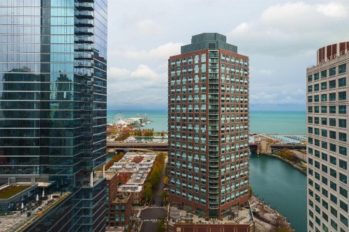 Sheraton Grand Chicago - image 47