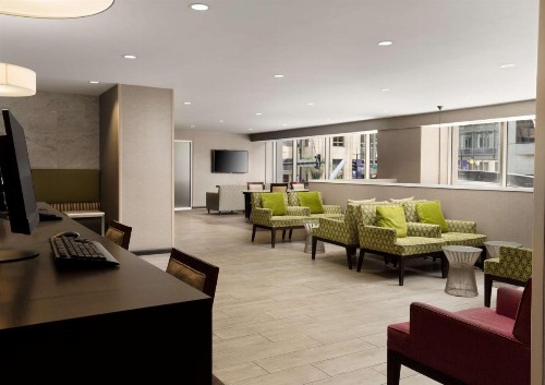 Hampton Inn Chicago Downtown/Magnificent Mile - image 21