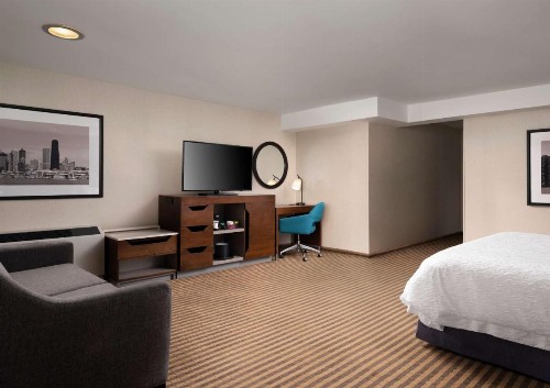 Hampton Inn Chicago Downtown/Magnificent Mile - image 25