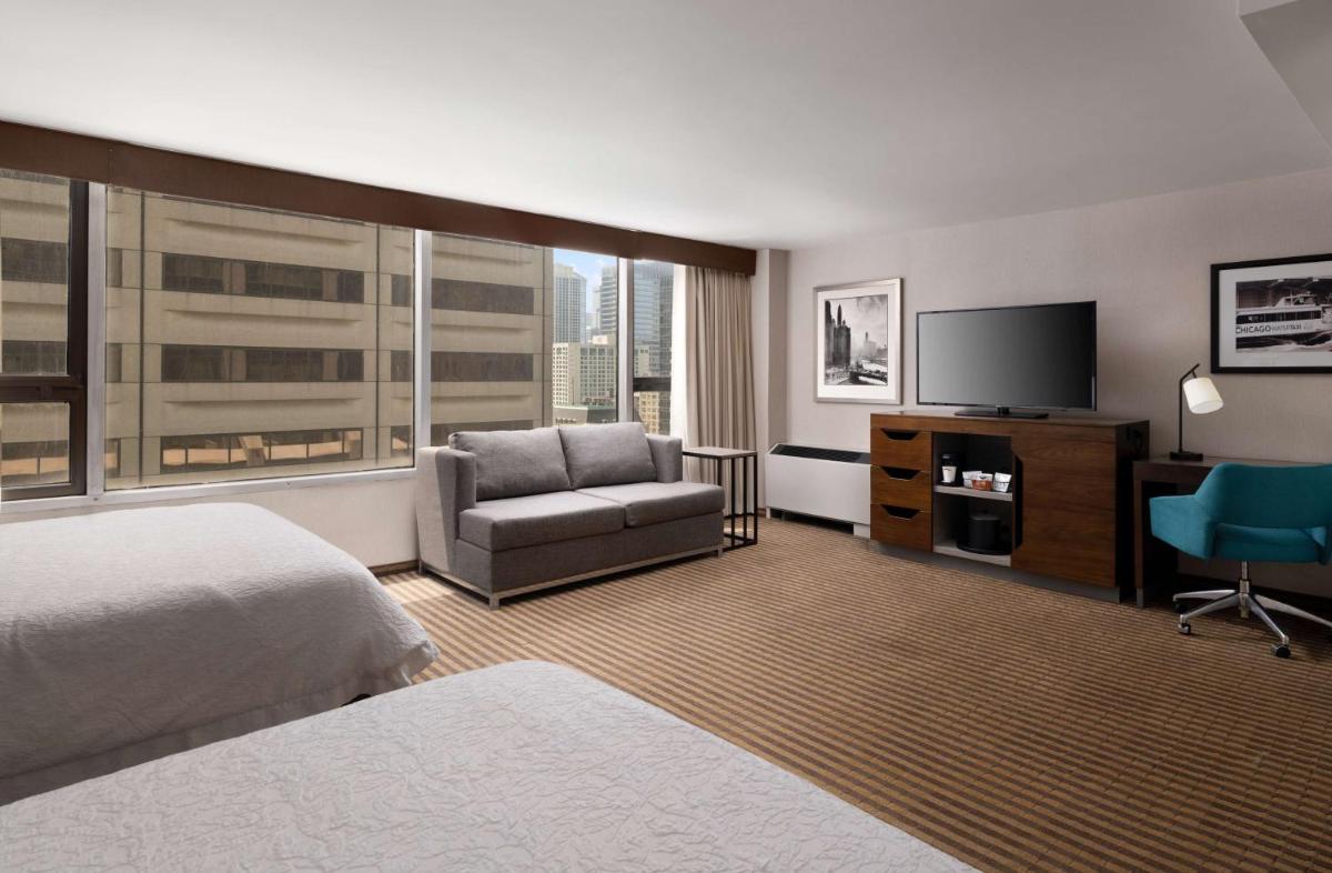 Hampton Inn Chicago Downtown/Magnificent Mile - image 5