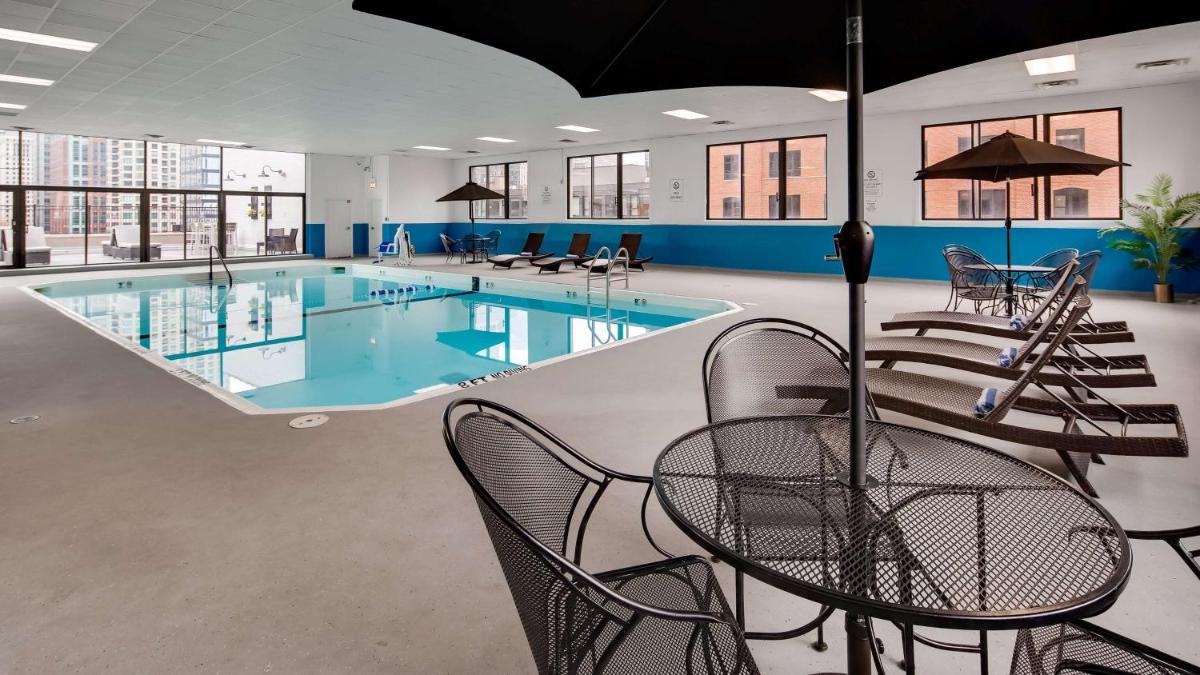 Best Western River North Hotel - image 6