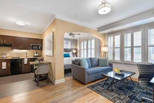 BEST WESTERN PLUS Hawthorne Terrace Hotel - image 11