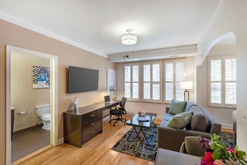 BEST WESTERN PLUS Hawthorne Terrace Hotel - image 4