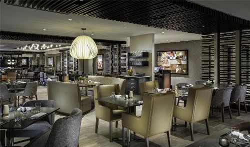 Hyatt Centric Chicago Magnificent Mile - image 7