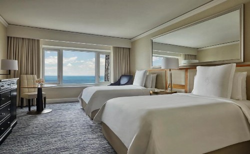 Four Seasons Chicago - image 18