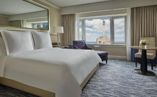 Four Seasons Chicago - image 29