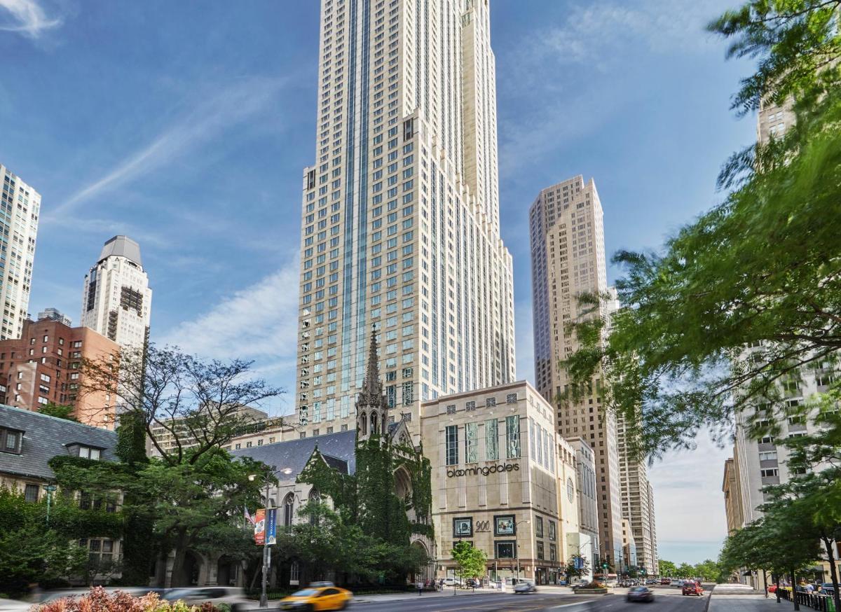 Four Seasons Chicago - image 4