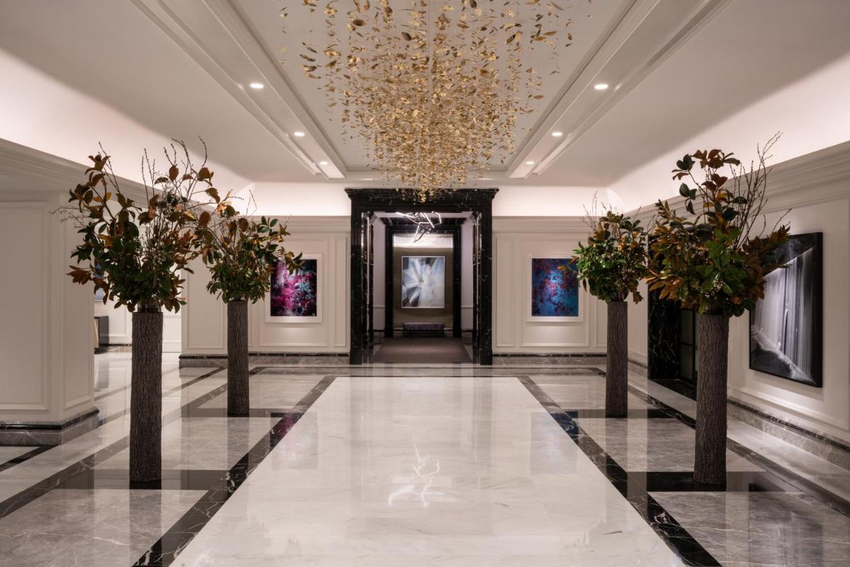 Four Seasons Chicago - image 5