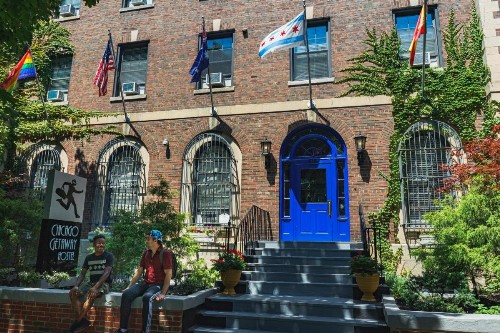 Chicago Getaway Hostel - image 3