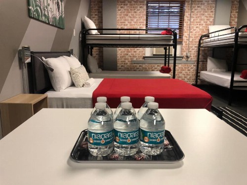 Chicago Getaway Hostel - image 42
