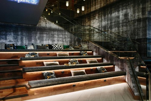 Renaissance Chicago Downtown Hotel - image 11