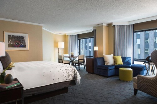 Renaissance Chicago Downtown Hotel - image 24