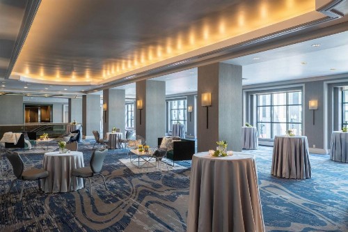 Renaissance Chicago Downtown Hotel - image 43