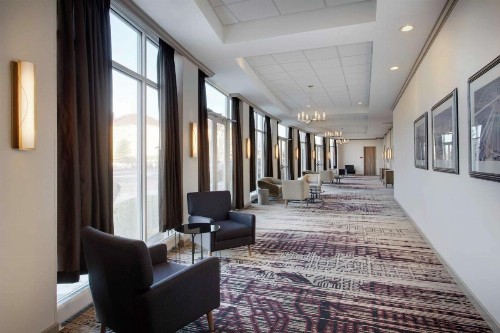 DoubleTree by Hilton Chicago Midway Airport IL - image 28