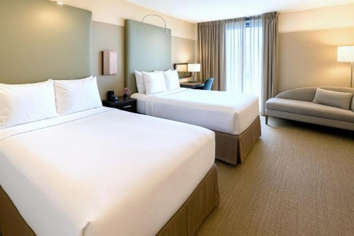 Crowne Plaza - Chicago West Loop an IHG Hotel - image 2