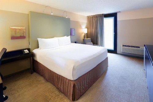 Crowne Plaza - Chicago West Loop an IHG Hotel - image 26