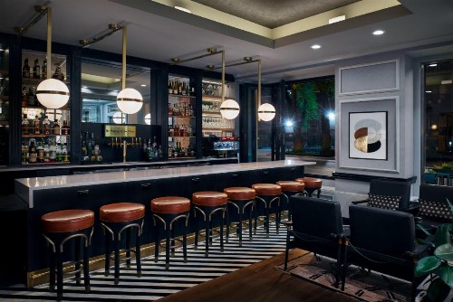 Claridge House - image 10