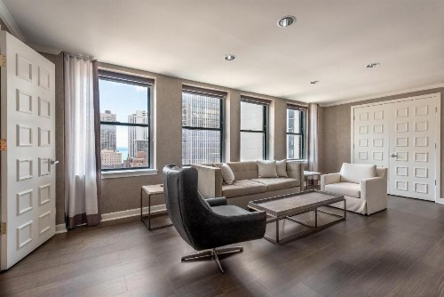 Claridge House - image 8
