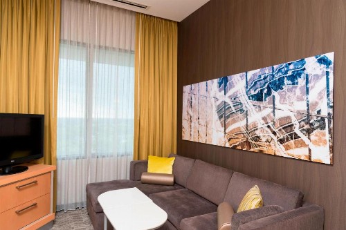 SpringHill Suites by Marriott Chicago O'Hare - image 17