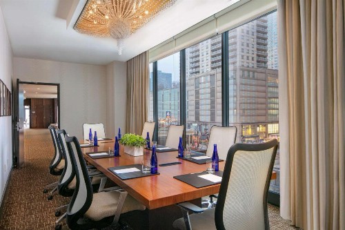 Royal Sonesta Chicago River North