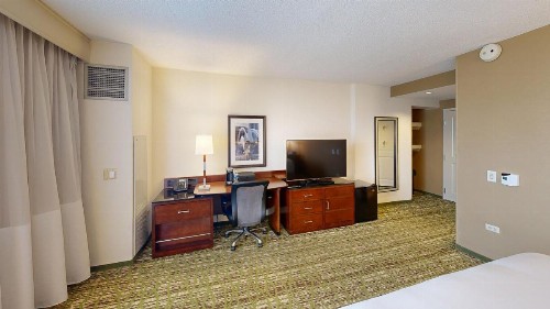 Marriott Chicago O’Hare - image 5
