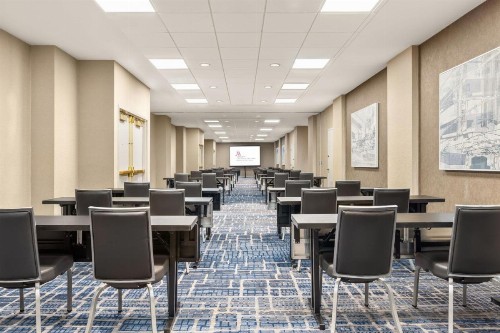 Chicago Marriott Downtown Magnificent Mile - image 6