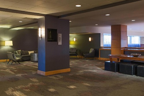Renaissance Chicago O'Hare Suites Hotel - image 27
