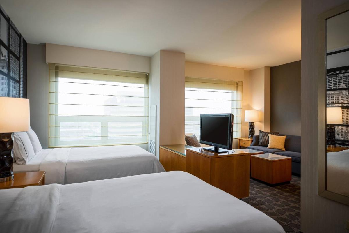 Renaissance Chicago O'Hare Suites Hotel - image 6