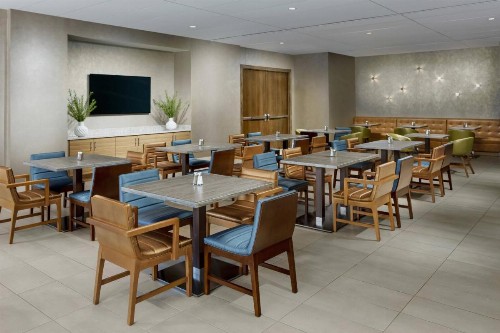 SpringHill Suites Chicago Downtown/River North - image 18