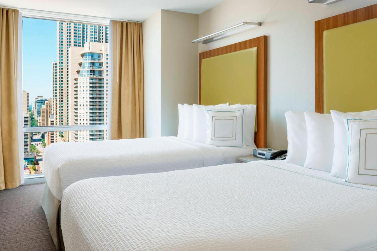 SpringHill Suites Chicago Downtown/River North - image 4