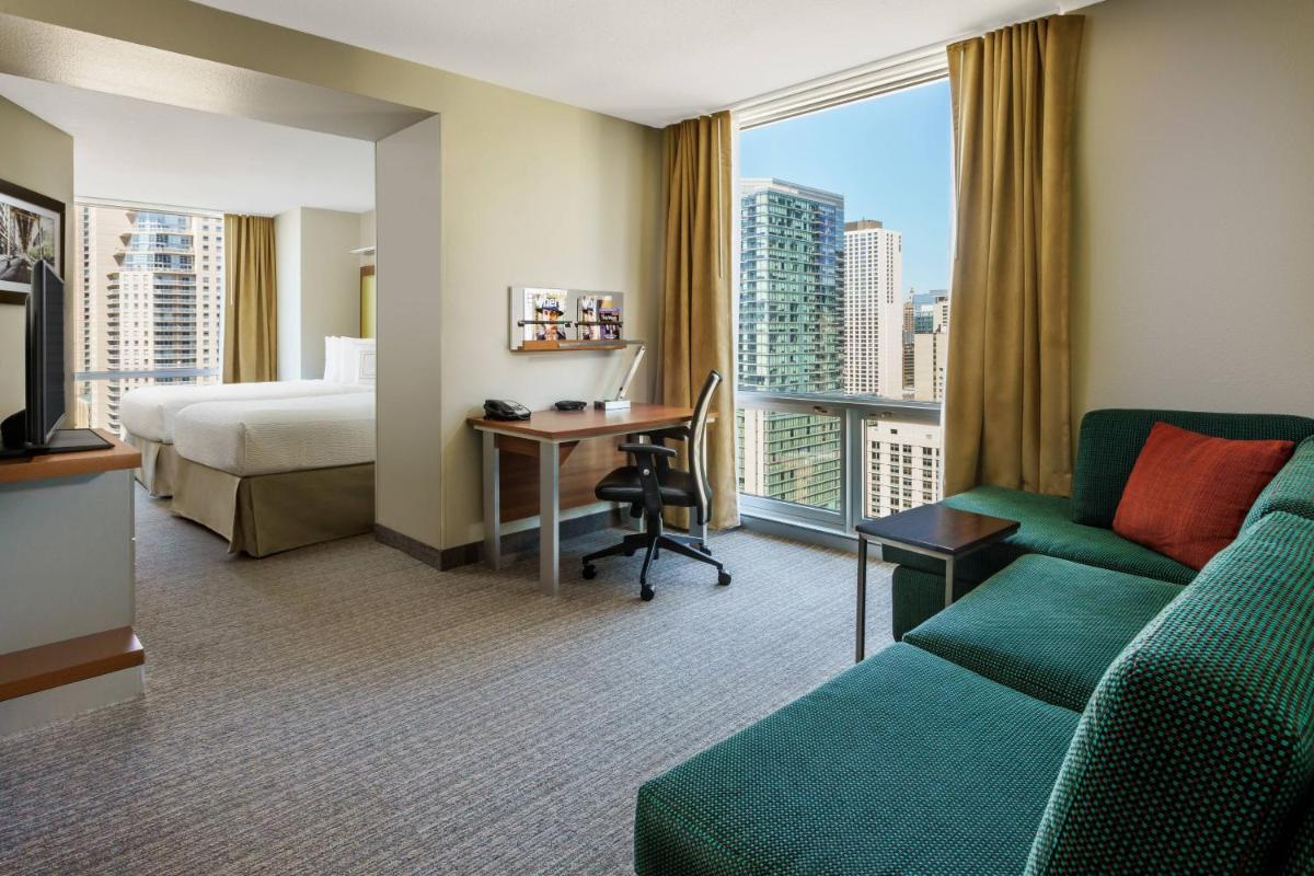 SpringHill Suites Chicago Downtown/River North - image 6