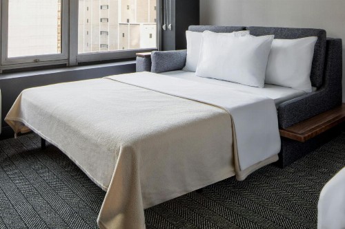 Courtyard by Marriott Chicago Downtown/River North - image 15